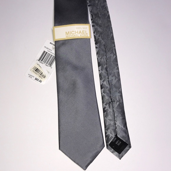 NWT Michael Kors tie 100% silk grey - Picture 1 of 4
